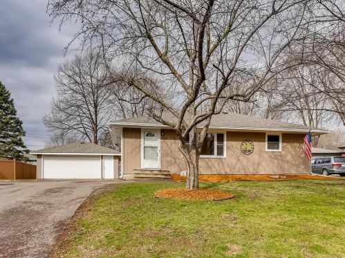 134 Gresham Ave, Saint Paul, MN 55128-7009