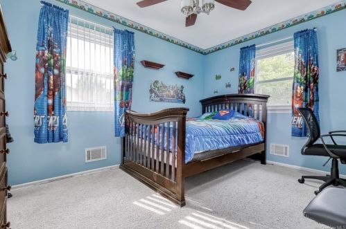 22 Hickory Ln, Garnerville NY  10923-1906 exterior