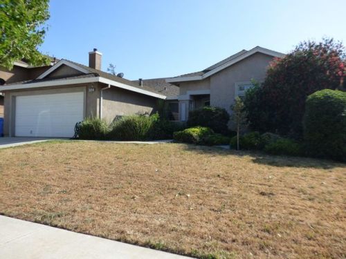 1537 Champagne Way, Gonzales, CA 93926-9231