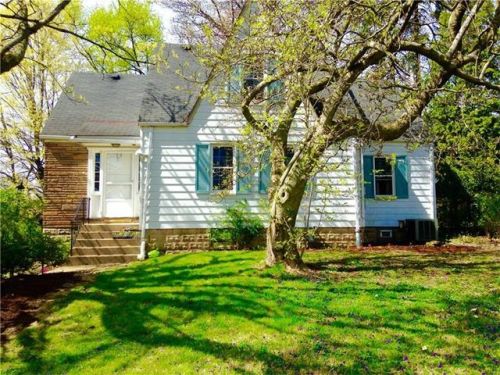111 Stephens Ln, Verona, PA 15147-3035