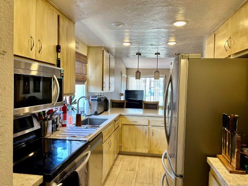 9627 Ramsgate Way, Santee CA  92071-2808 exterior
