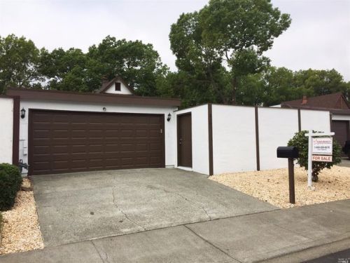 3167 Rita Ct, Fairfield, CA 94558-3317