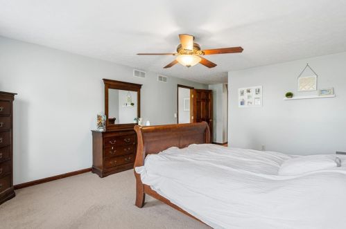 493 Mitchell Rd, Wilmington OH  45177-8519 exterior