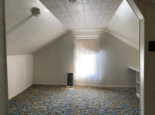 2007 Stanton Ave, New Castle PA  16101-5221 exterior