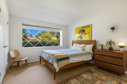 4262 Lemp Ave, North Hollywood CA  91604-2811 exterior