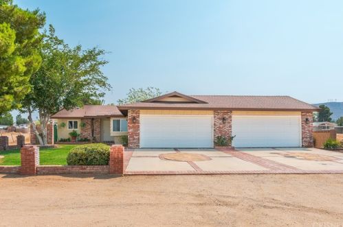 5209 Avenue, Lancaster, CA