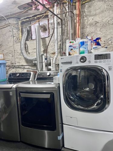 81 Colborne Rd, Boston MA  exterior