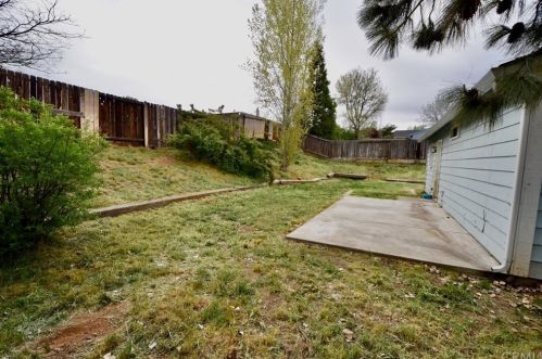 1408 Pyrite Dr, Yreka CA  96097-9622 exterior