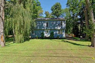 6149 Veeder Rd, Slingerlands, NY 12159-9813