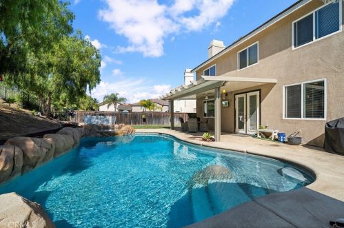 30770 Grand View Cir, Temecula CA  92591-7293 exterior