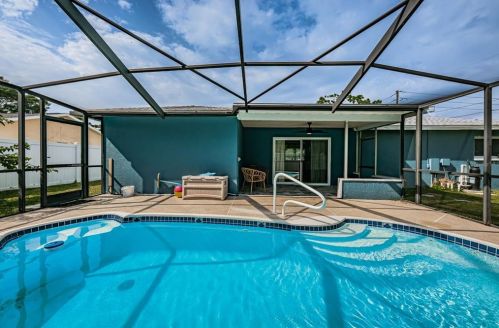 5604 102nd Ave, Pinellas Park FL  33782-3306 exterior