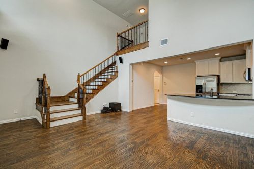 644 Greenville Ave, Richardson TX  75081-4111 exterior