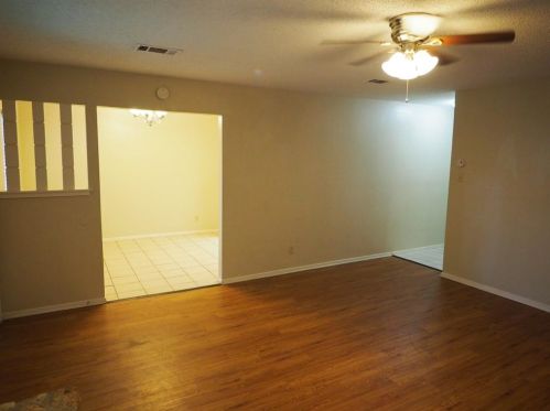 4203 Balboa Ln, Austin TX  78727-5904 exterior