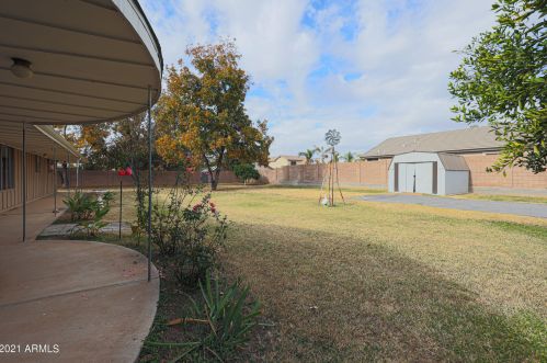 8540 57th Ave, Glendale, AZ 85302-4600