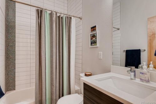 1643 Irving St, Denver CO 80211-3110 exterior