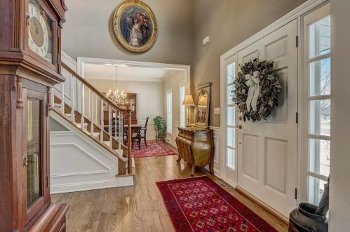 10539 Elderberry Ln, Thiensville, WI 53092-4493