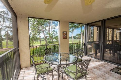 1421 Wildwood Ln, Naples, FL 34105-3208