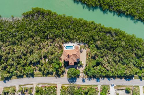 1230 Blue Hill Creek Dr, Marco Island FL  34145-1708 exterior