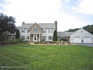 255 Gwen Elaine Ln, Falls, PA 18615-7737
