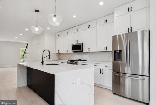 1232 Trinidad Ave, Washington, DC 20002-3814