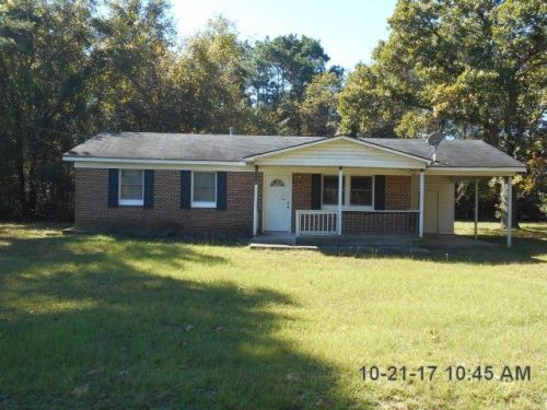 216 Hack Dr, Dudley, NC 28333-5134