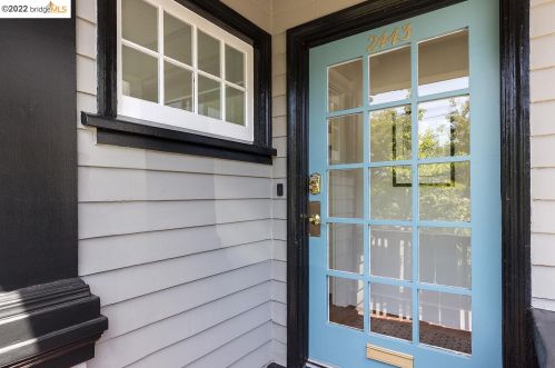 2443 Derby St, Berkeley, CA 94705-1135