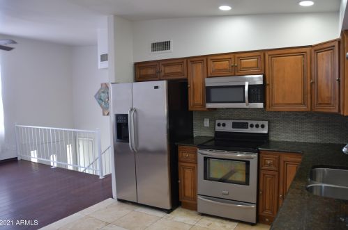 12001 45th Dr, Glendale AZ  85304-3010 exterior