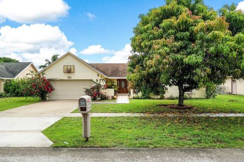 12261 Sannenwood Ln, West Palm Beach, FL 33414-4981