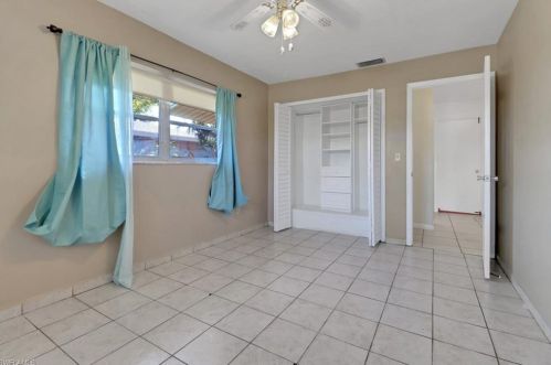 2281 44th Ter, Naples FL  34116-6474 exterior