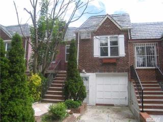 9016 24th Rd, Long Island City, NY 11369