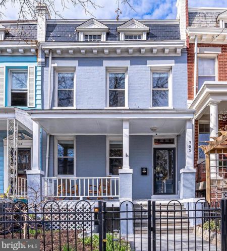 703 Taylor St, Washington, DC 20011-5826