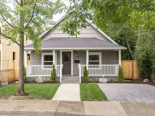 5126 87th Ave, Portland, OR 97266-3808