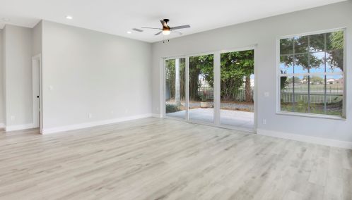 975 Bear Island Cir, West Palm Beach FL  33409-2062 exterior