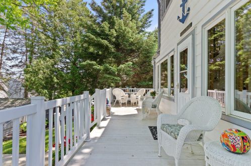 4424 Riverside Rd, Waterford, WI 53185-3459