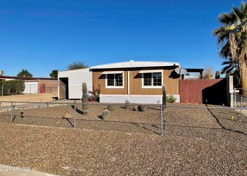 3808 Ross Ave, Glendale, AZ 85308-2146