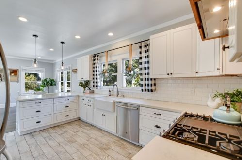 125 Gladstone St, San Dimas CA 91773-1828 exterior