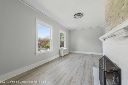 50 Willow Dr, Little Silver NJ  07739-1538 exterior