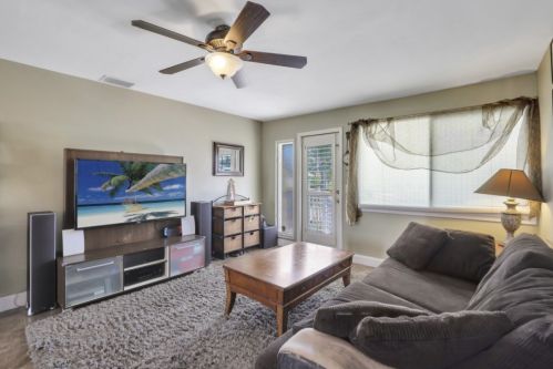 469 Hartley St, Marco Island FL  34145-2747 exterior