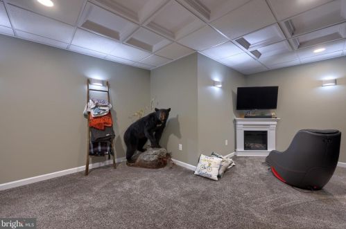 4 Pomo Ct, Siddonsburg PA  17019-9783 exterior