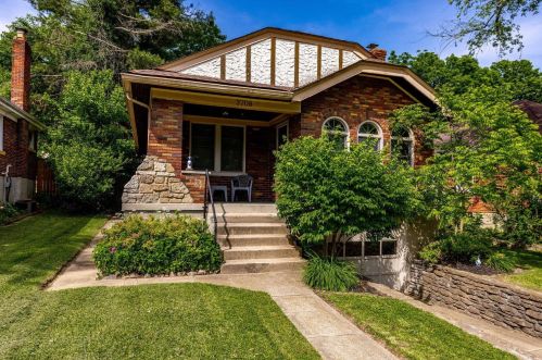 3708 Brotherton Rd, Cincinnati, OH 45209-1465