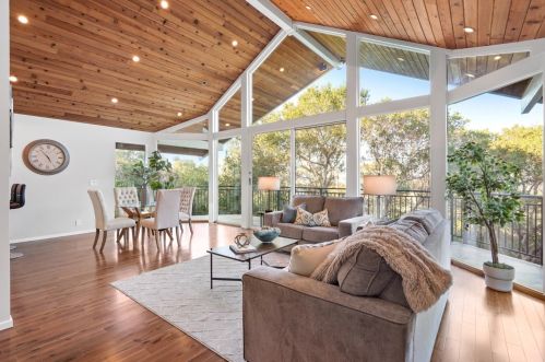 1183 Millbrae Ave, Millbrae, CA 94030-2948