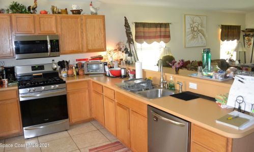 1319 Macon Dr, Titusville FL  32780-7725 exterior
