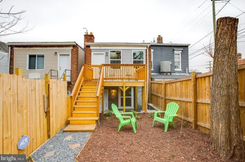 2202 16 St, Washington DC 20020-4302 exterior