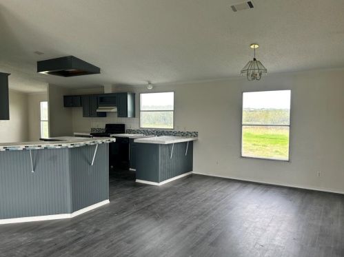 107 Appaloosa Dr, Uhland TX  78640-9104 exterior