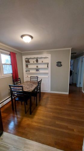 12 Spencer Ave, Salem NH  03079-4213 exterior