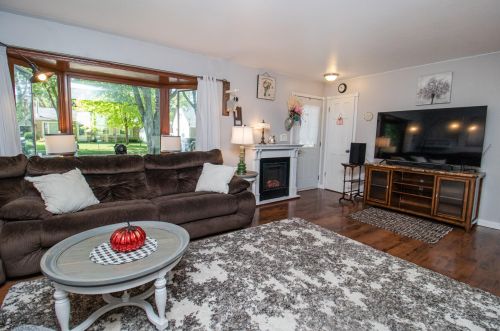 10436 Darnel Ave, Milwaukee WI 53223-3555 exterior