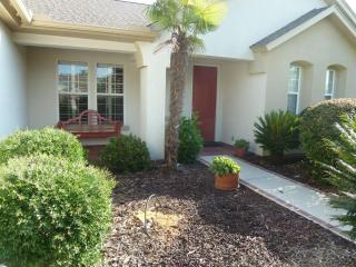 24 Fenwick Dr, Bluffton SC  29909-5038 exterior