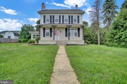 316 Kendale Rd, Red Lion PA  17356-9633 exterior