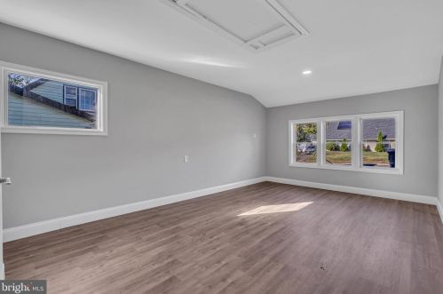 24 Perennial Ln, Willingboro NJ  08046-2623 exterior