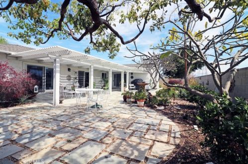 1032 Chestnut Ave, Orange CA 92867-3832 exterior